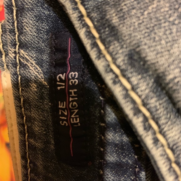 Jeans - Picture 2 of 4